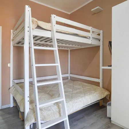 Stunning In With Wifi Apartment