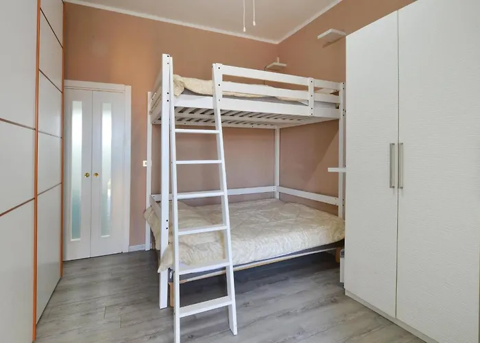 Appartement Stunning In With Wifi Varazze